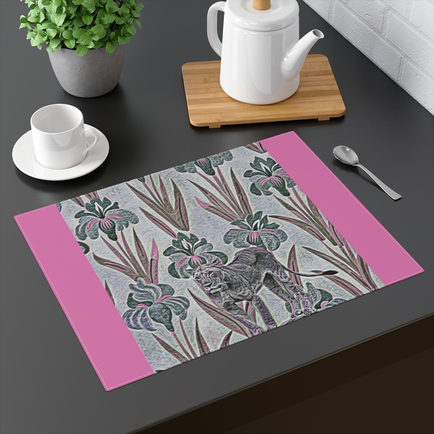 Wildlife Inspired / Afternoon Tea - Vibrant Floral Table Decor