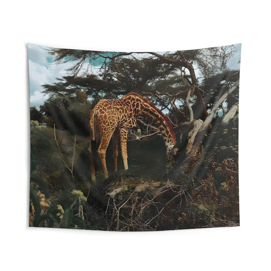 Nature-Inspired Giraffe Wall Tapestry - Perfect for Animal Lovers & Home Decor